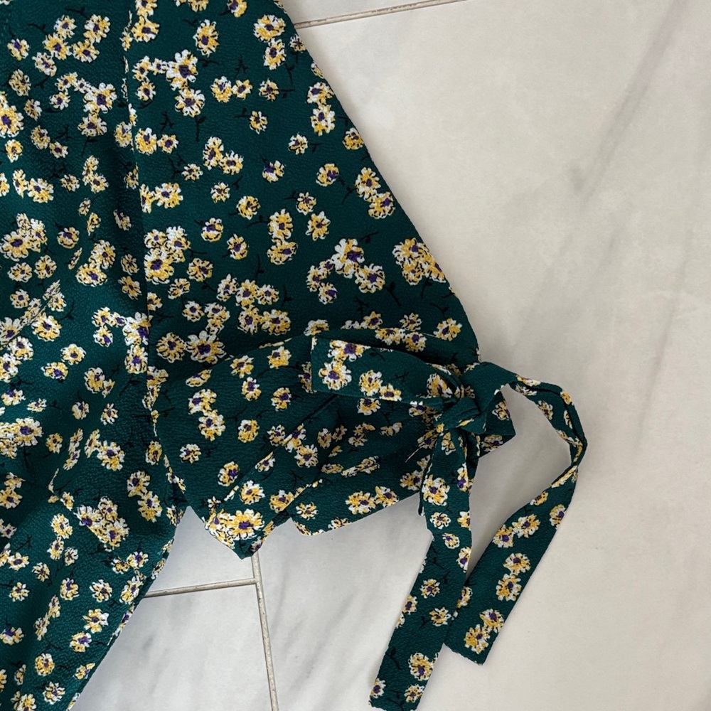 Floral Green Mini Dress - Picture 4 of 6